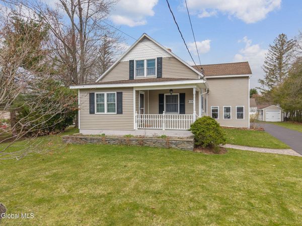 3009 Sunset Lane, Schenectady, NY 12303