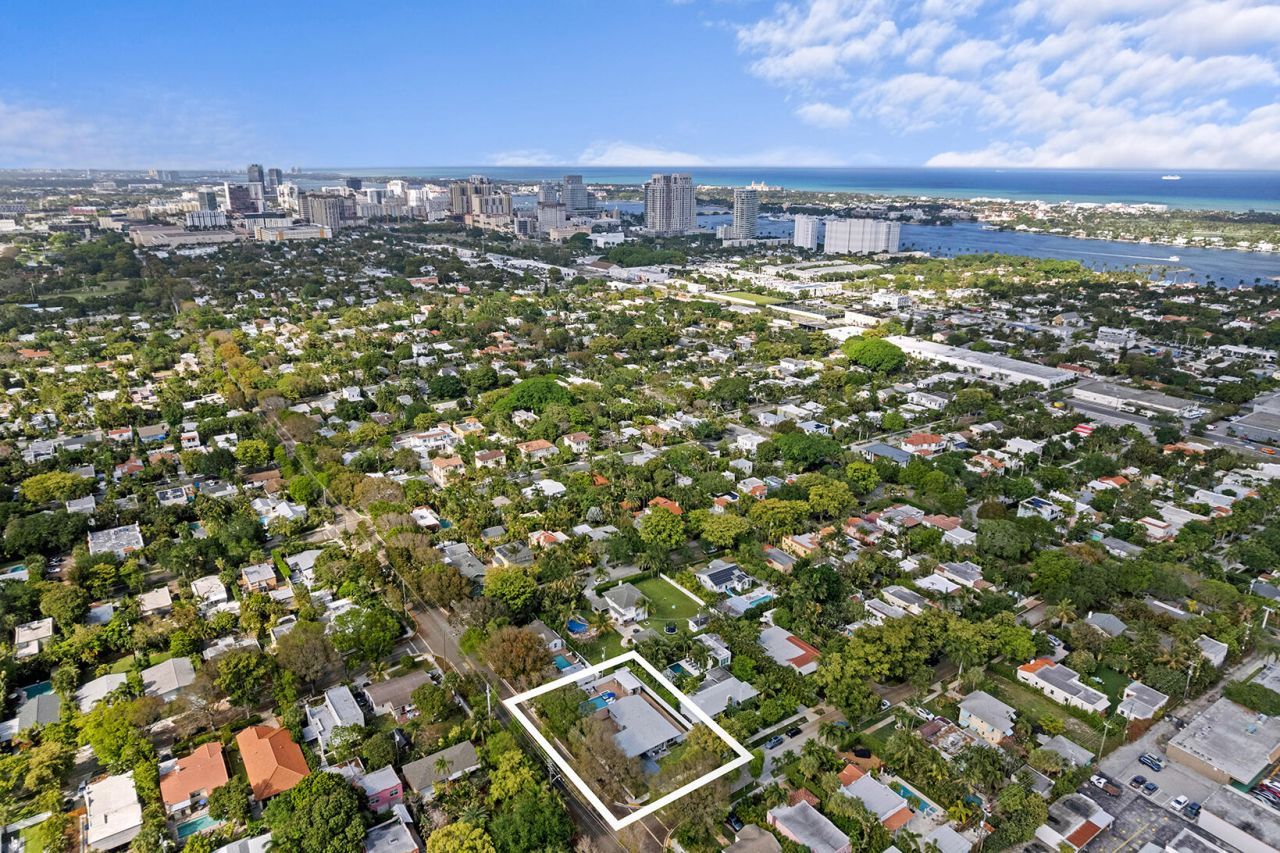 747 Avon Road, West Palm Beach, FL 33401 Photo