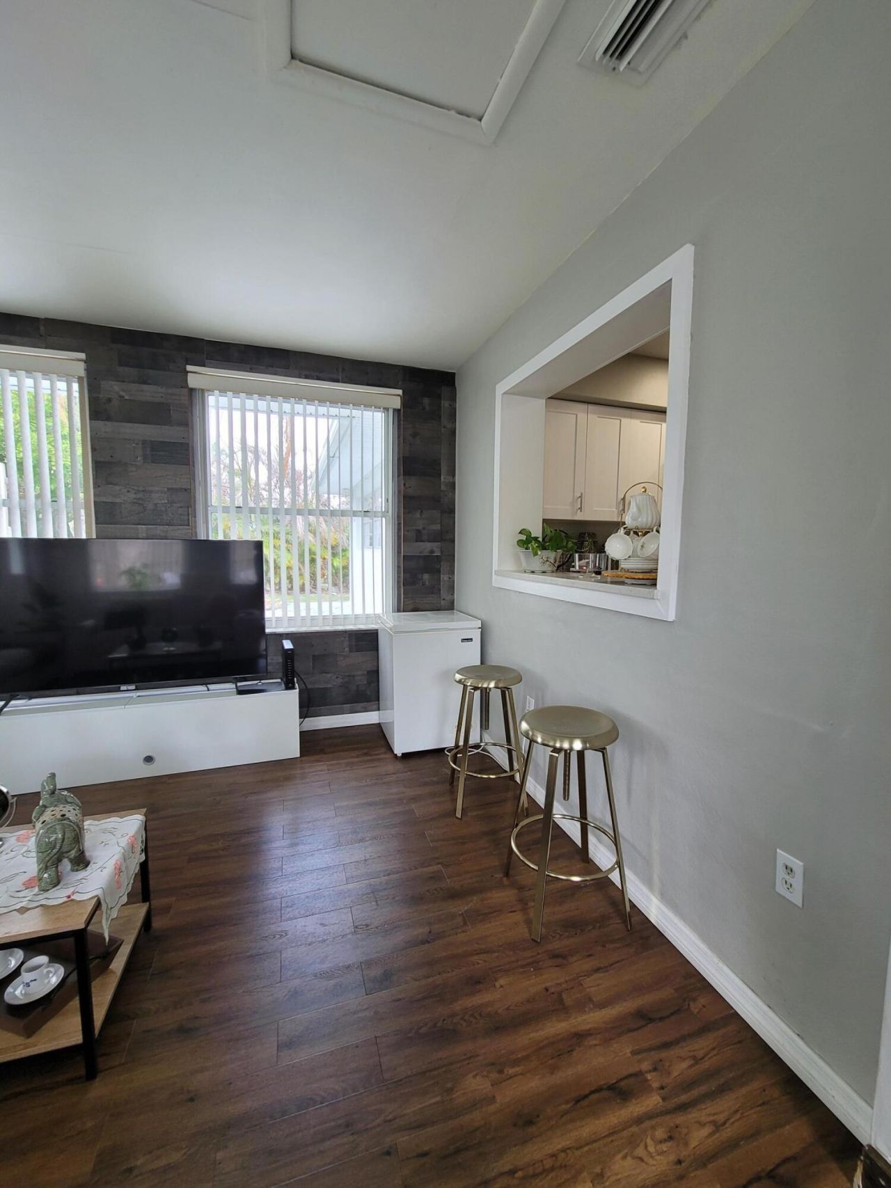 262 NE Floresta Drive, Port Saint Lucie, FL 34983 Photo