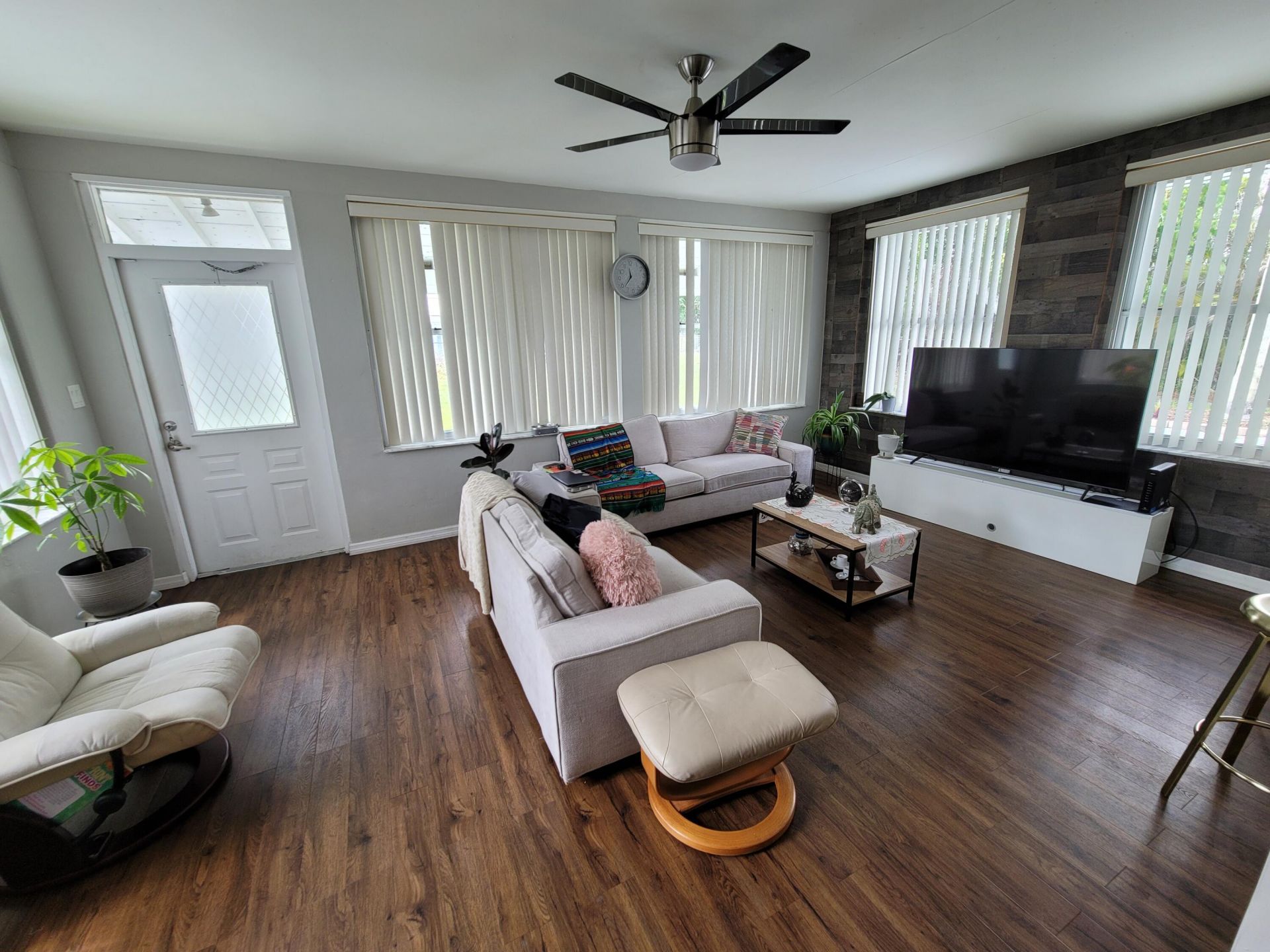 262 NE Floresta Drive, Port Saint Lucie, FL 34983 Photo