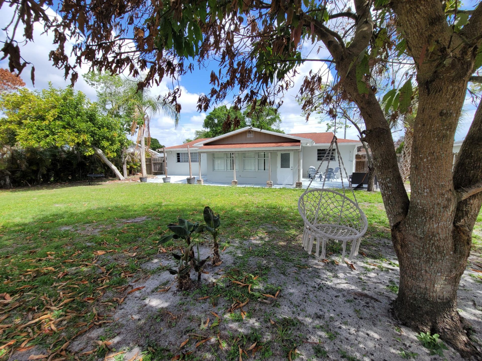 262 NE Floresta Drive, Port Saint Lucie, FL 34983 Photo