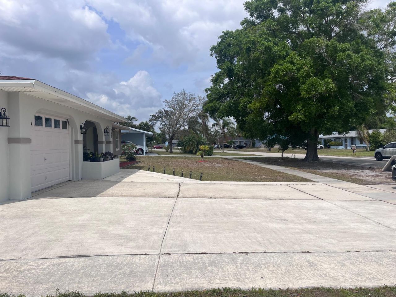 262 NE Floresta Drive, Port Saint Lucie, FL 34983 Photo