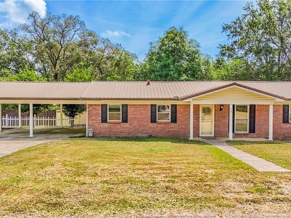 14 Lafayette Drive, Saraland, AL 36571