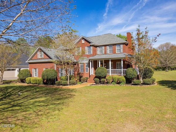 98 Country Run Drive , Medon, TN 38356