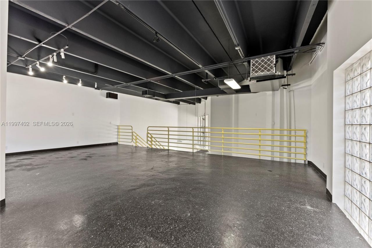 20199 NE 16th Pl, Unit 20199, Miami, FL 33179 Photo