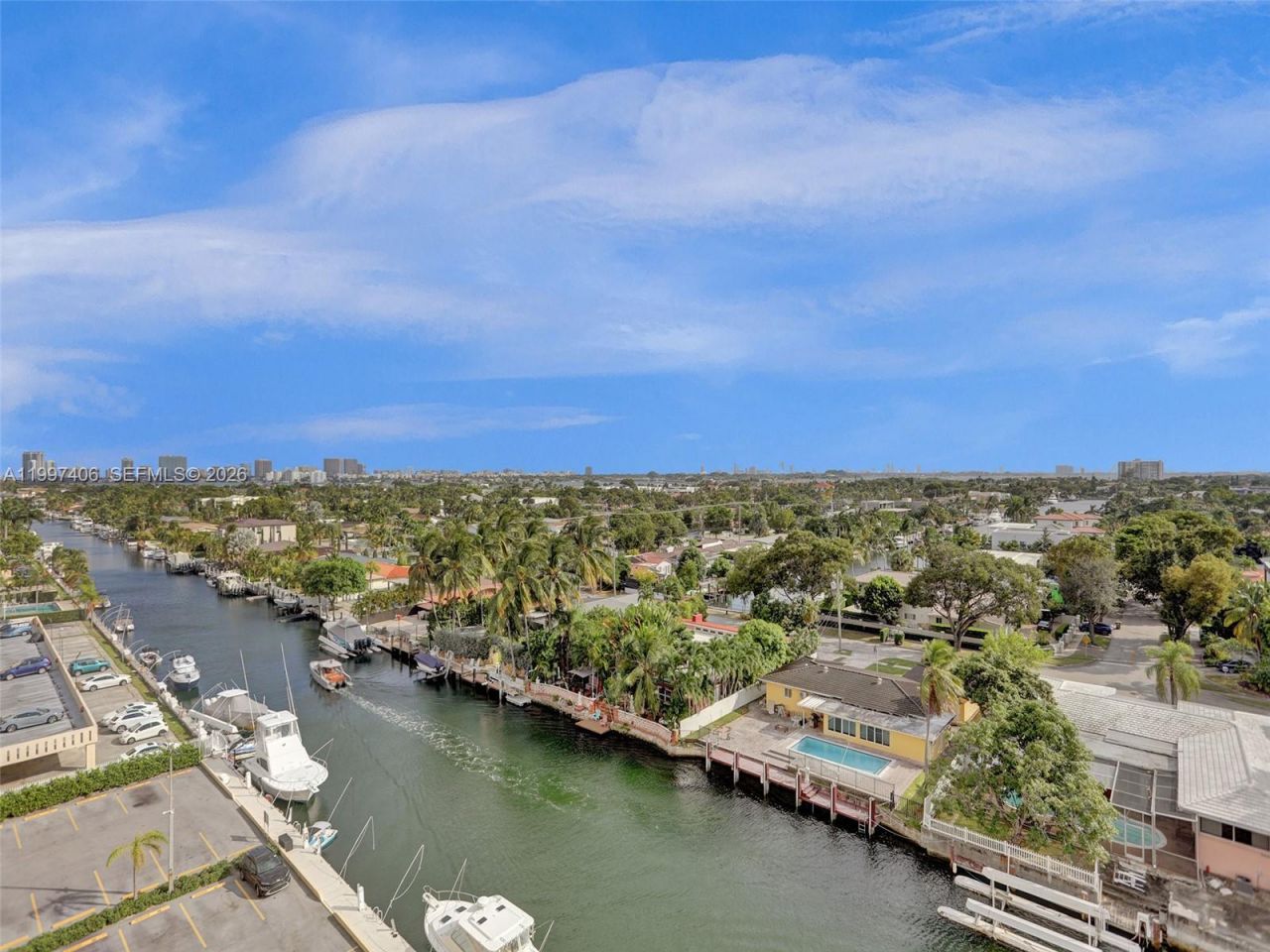 2020 NE 135th St, Unit 906, North Miami, FL 33181 Photo