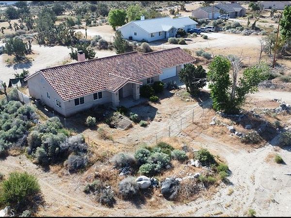 10685 Crystal Air, Pinon Hills, CA 92372