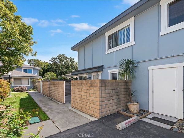 16406 Vista Roma, Unit # 115, Huntington Beach, CA 92649