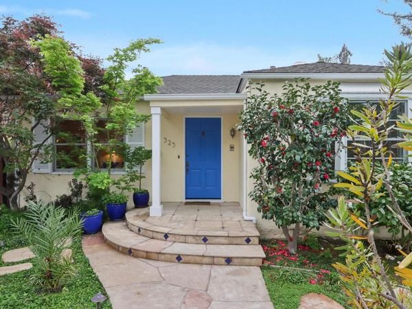 325 University Drive, Menlo Park, CA 94025