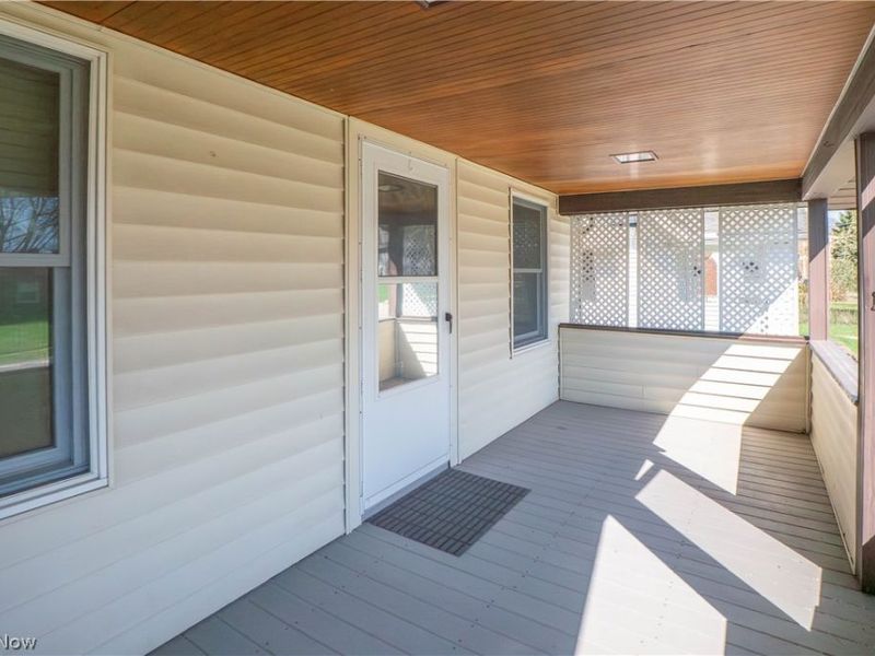 5372 Porter Road , North Olmsted, OH 44070 Photo 2