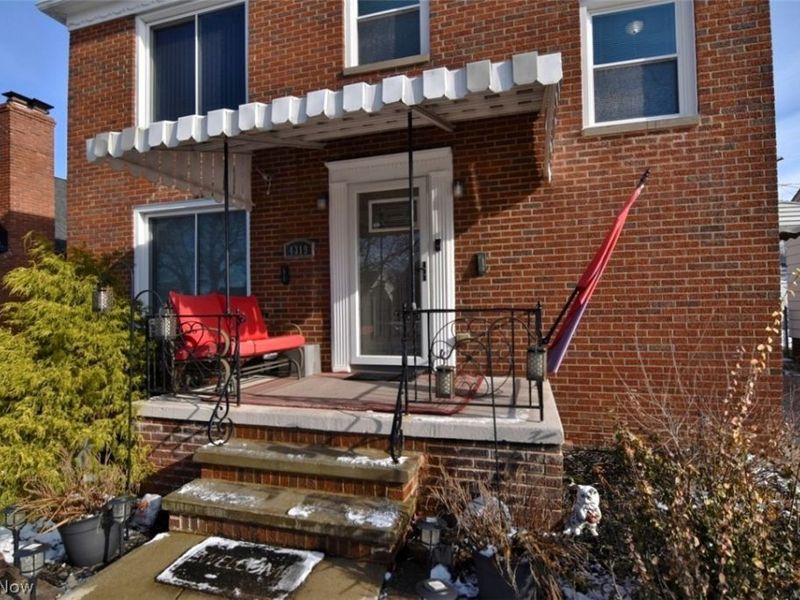 4319 W 56th Street, Cleveland, OH 44144 Photo 2