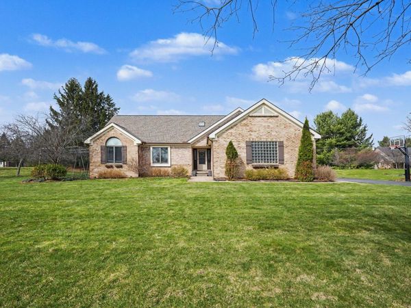 13288 Sumac Road, South Lyon, MI 48178