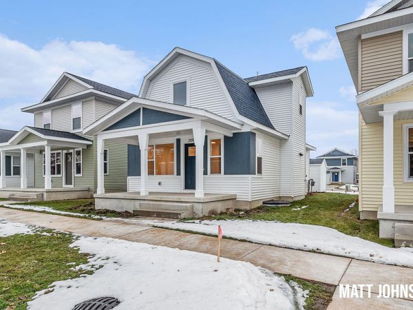 2109 Willard Avenue SE, Grand Rapids, MI 49507