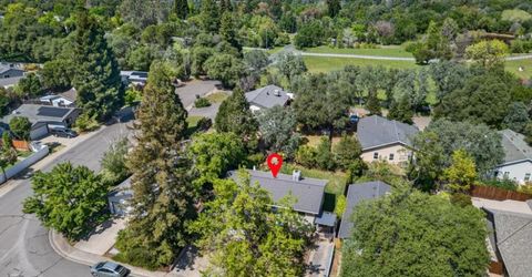 12915 Mott Ct, Auburn, CA 95603 Photo