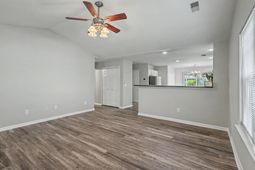 8059 Shadow Oak Drive photo 4