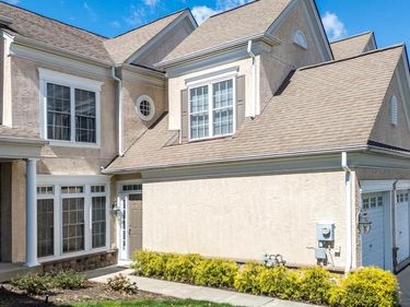 374 PRIMROSE DRIVE, UPPER GWYNEDD, PA 19446