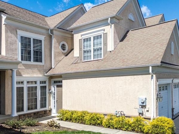 374 PRIMROSE DRIVE, UPPER GWYNEDD, PA 19446