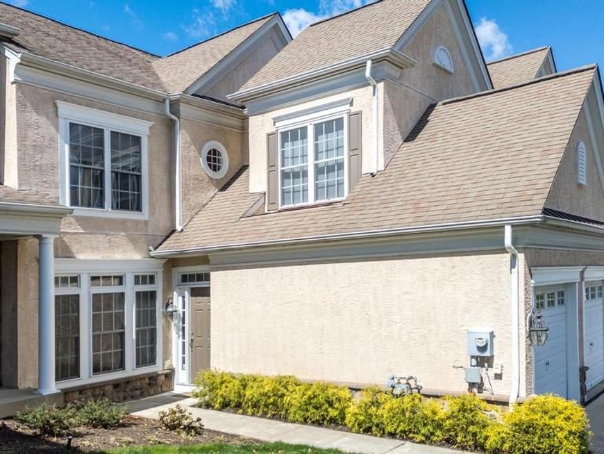 374 Primrose Drive, Upper Gwynedd, PA 19446 Main Photo