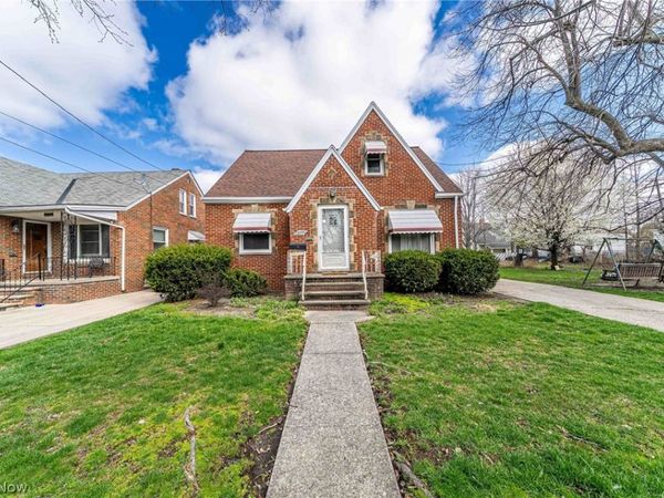 19605 Kewanee Avenue , Cleveland, OH 44119