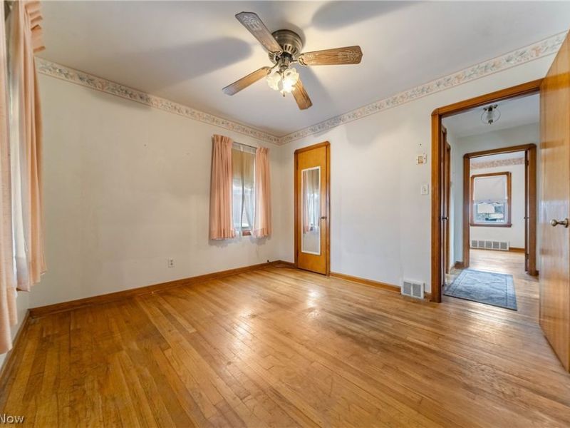 19605 Kewanee Avenue, Cleveland, OH 44119 Photo 10