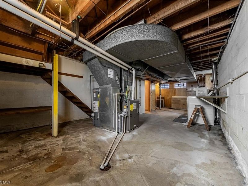 19605 Kewanee Avenue, Cleveland, OH 44119 Photo 30