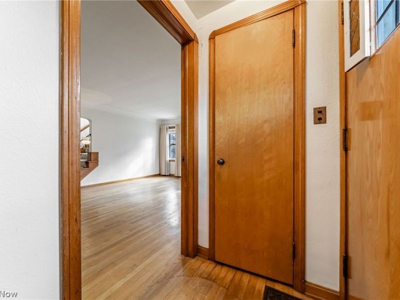 19605 Kewanee Avenue, Cleveland, OH 44119 Photo 4