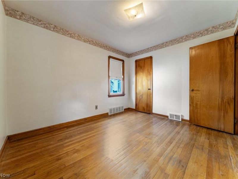 19605 Kewanee Avenue, Cleveland, OH 44119 Photo 9