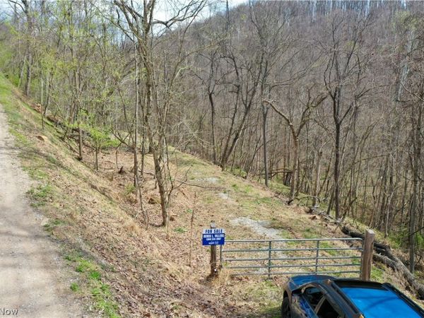 1536 Jakes Fork Road, Arnoldsburg, WV 25234