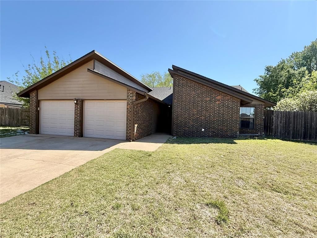 3512 Kings Way, Altus, OK 73521 Main Photo