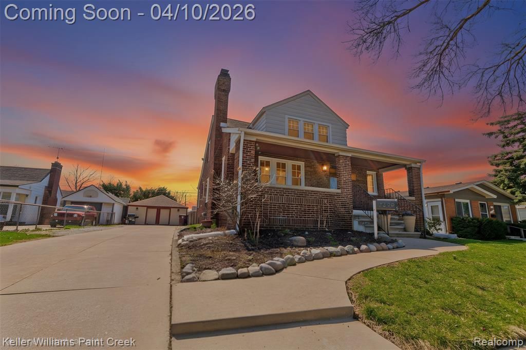 7392 Voerner Avenue, Center Line, MI 48015 Main Photo