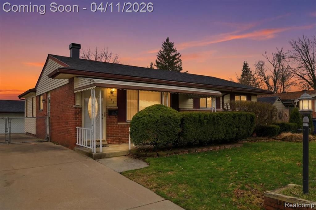 309 S Byfield Street, Westland, MI 48186 Main Photo