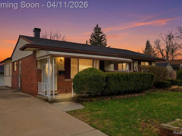 309 S Byfield Street, Westland, MI 48186