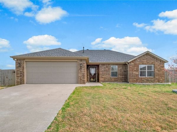 311 Violet Street , Centerton, AR 72719