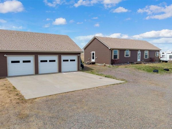 69255 E County Road 34 , Byers, CO 80103