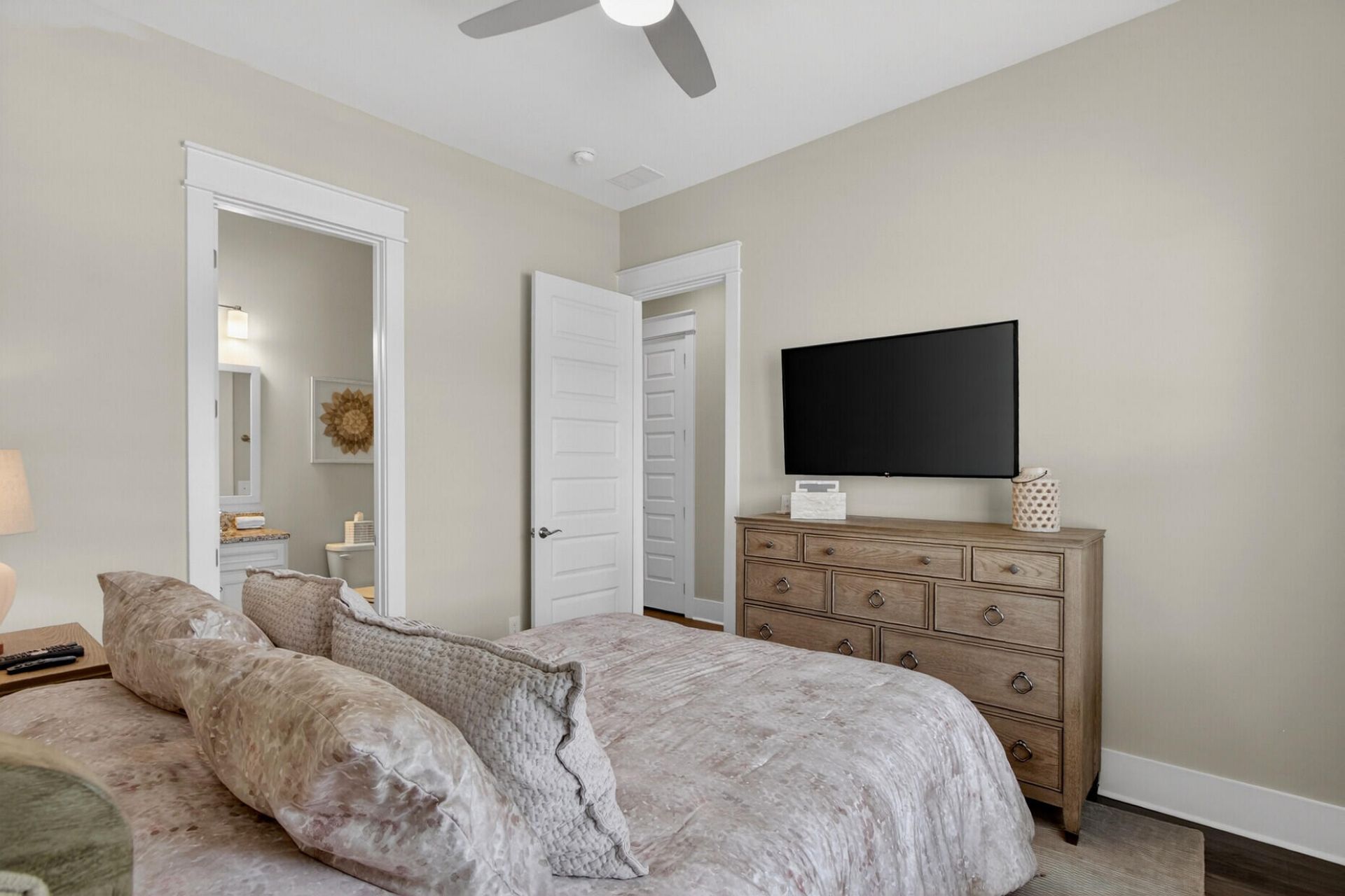 2820 Summertime Lane Photo 32