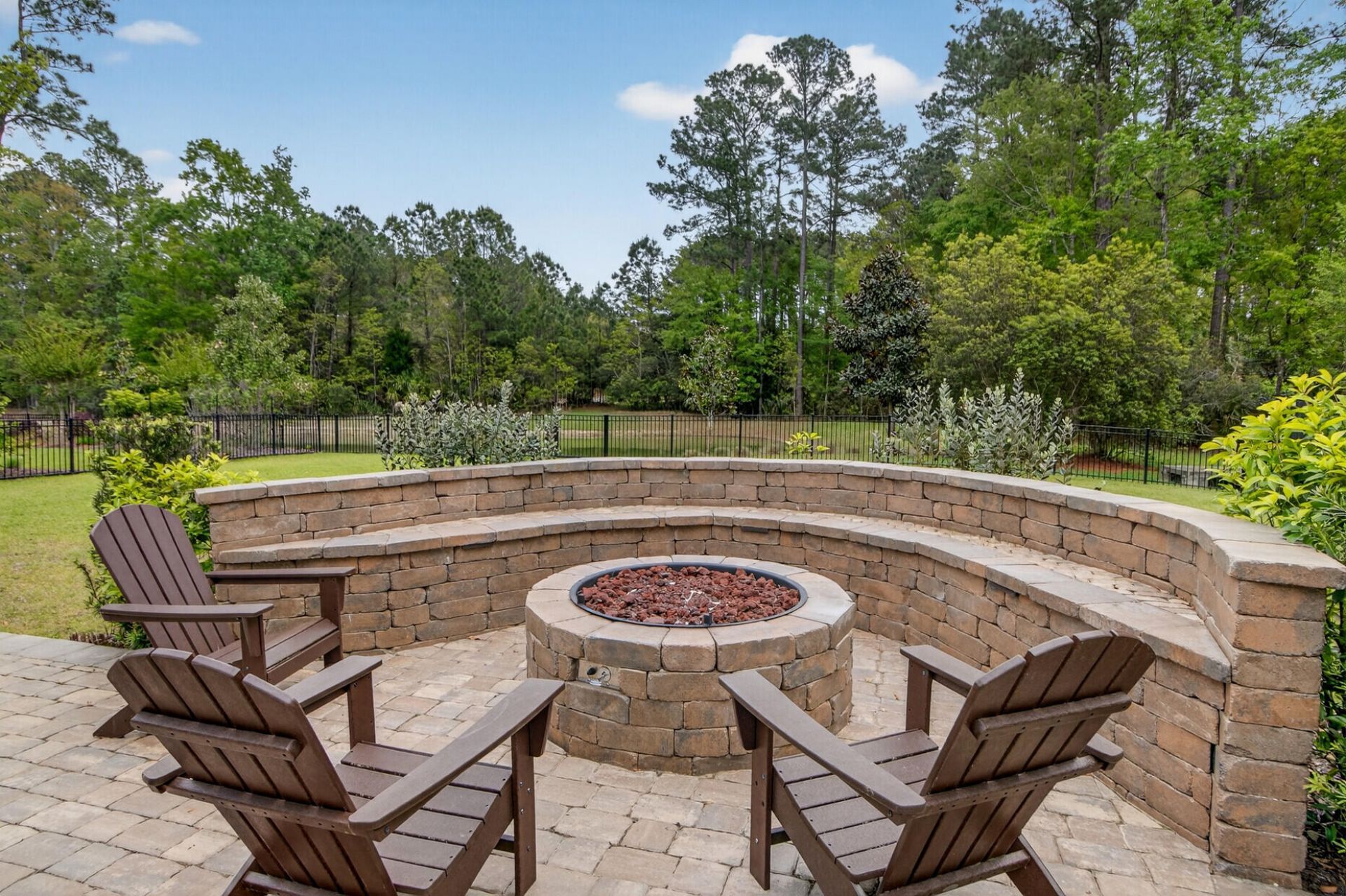 2820 Summertime Lane Photo 6