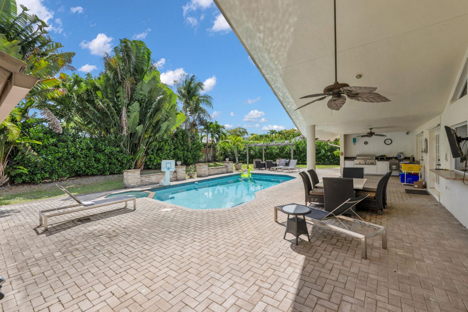 4320 Saint Charles Way, Boca Raton, FL 33434 Photo