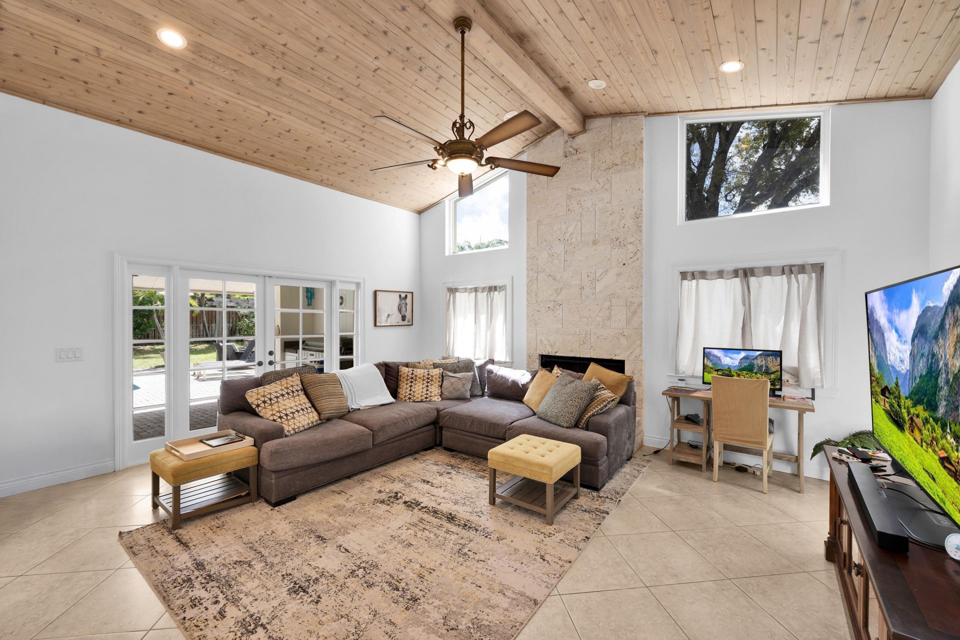 4320 Saint Charles Way, Boca Raton, FL 33434 Photo