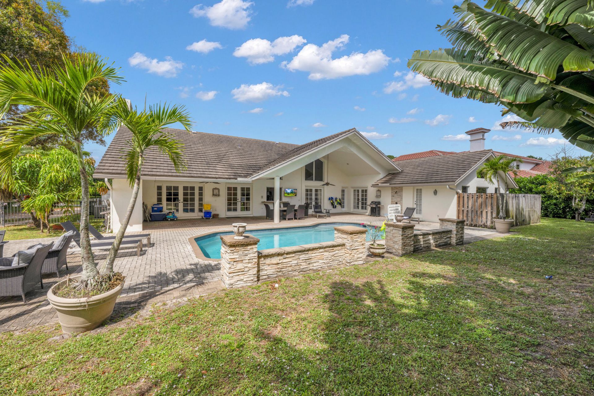 4320 Saint Charles Way, Boca Raton, FL 33434 Photo