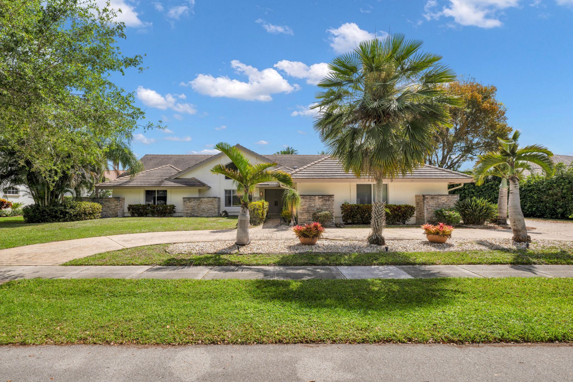 4320 Saint Charles Way, Boca Raton, FL 33434 Photo