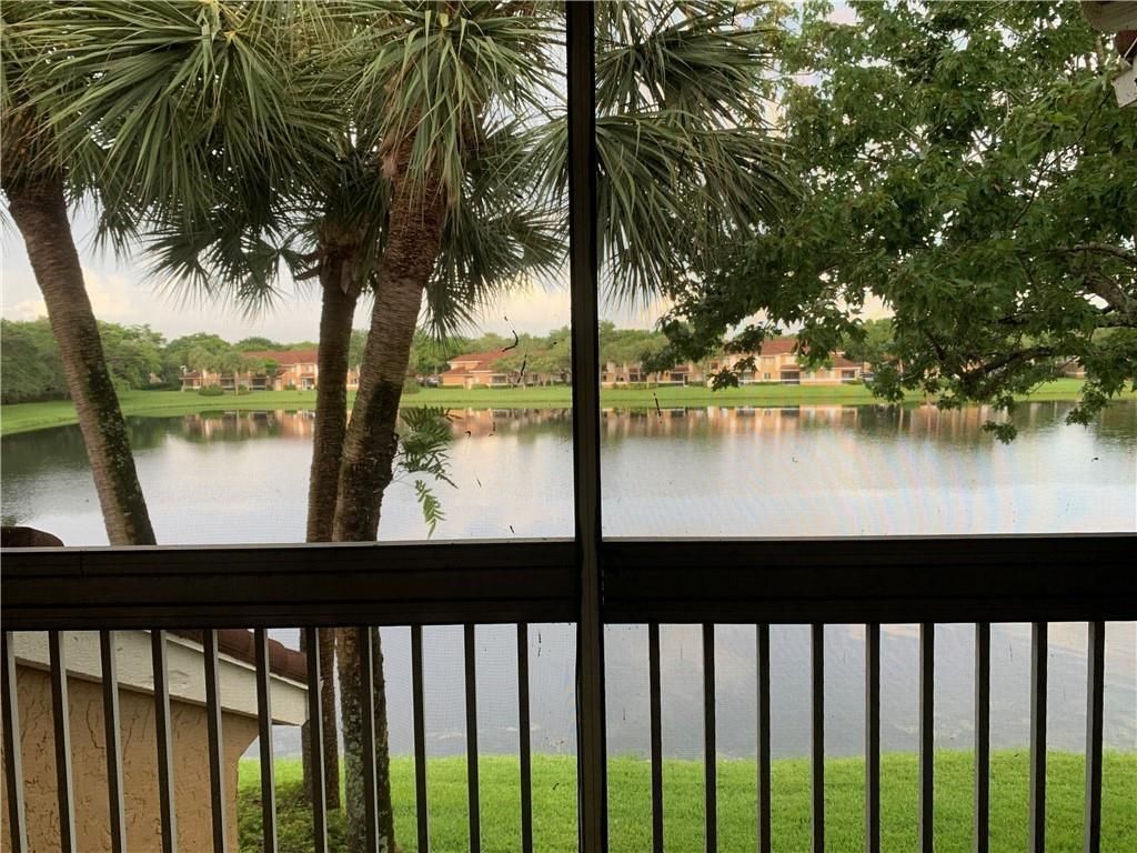 858 NW 92nd Avenue, Unit 858, Plantation, FL 33324 Photo