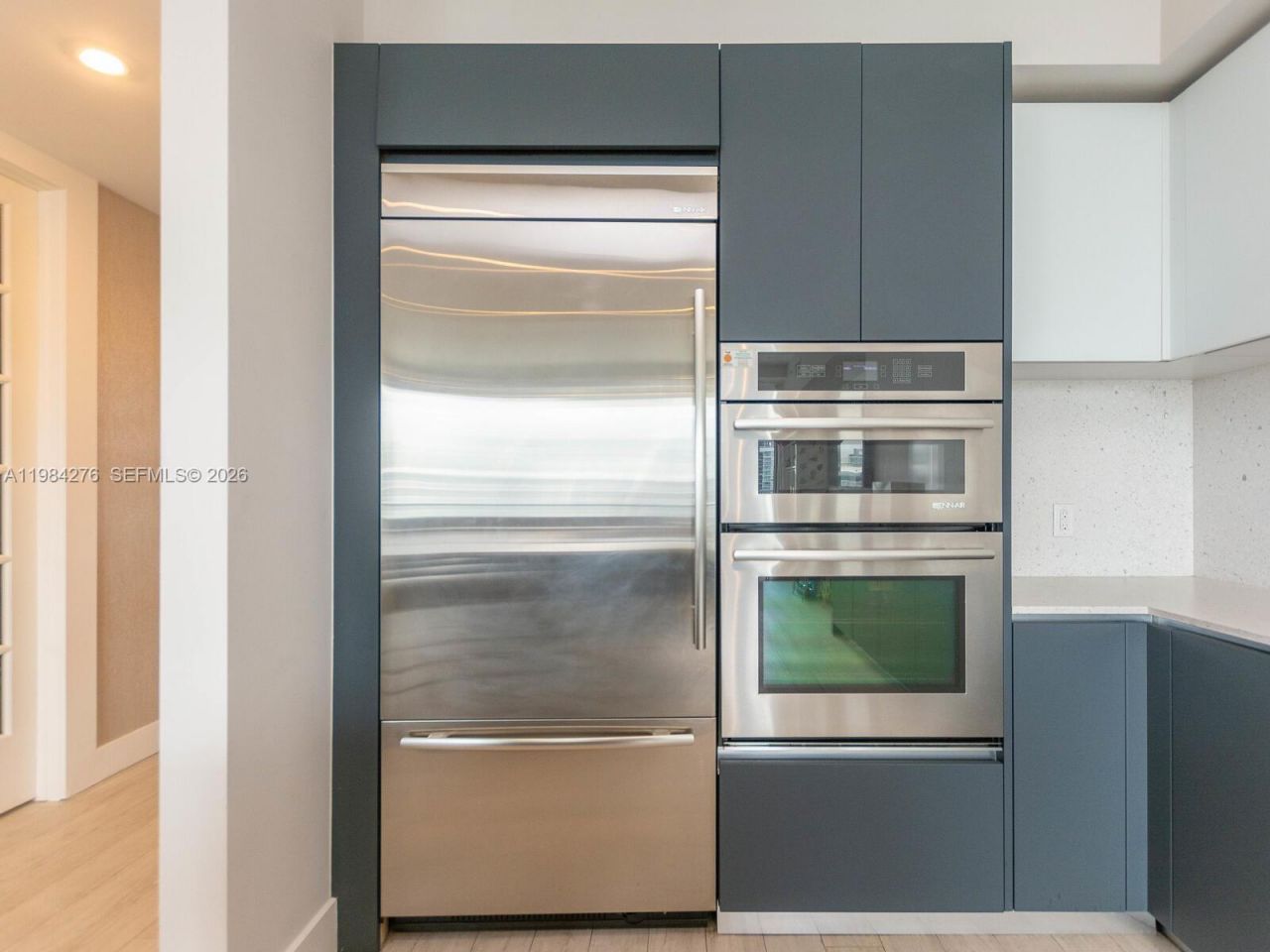 1300 Brickell Bay Dr, Unit 3804, Miami, FL 33131 Photo