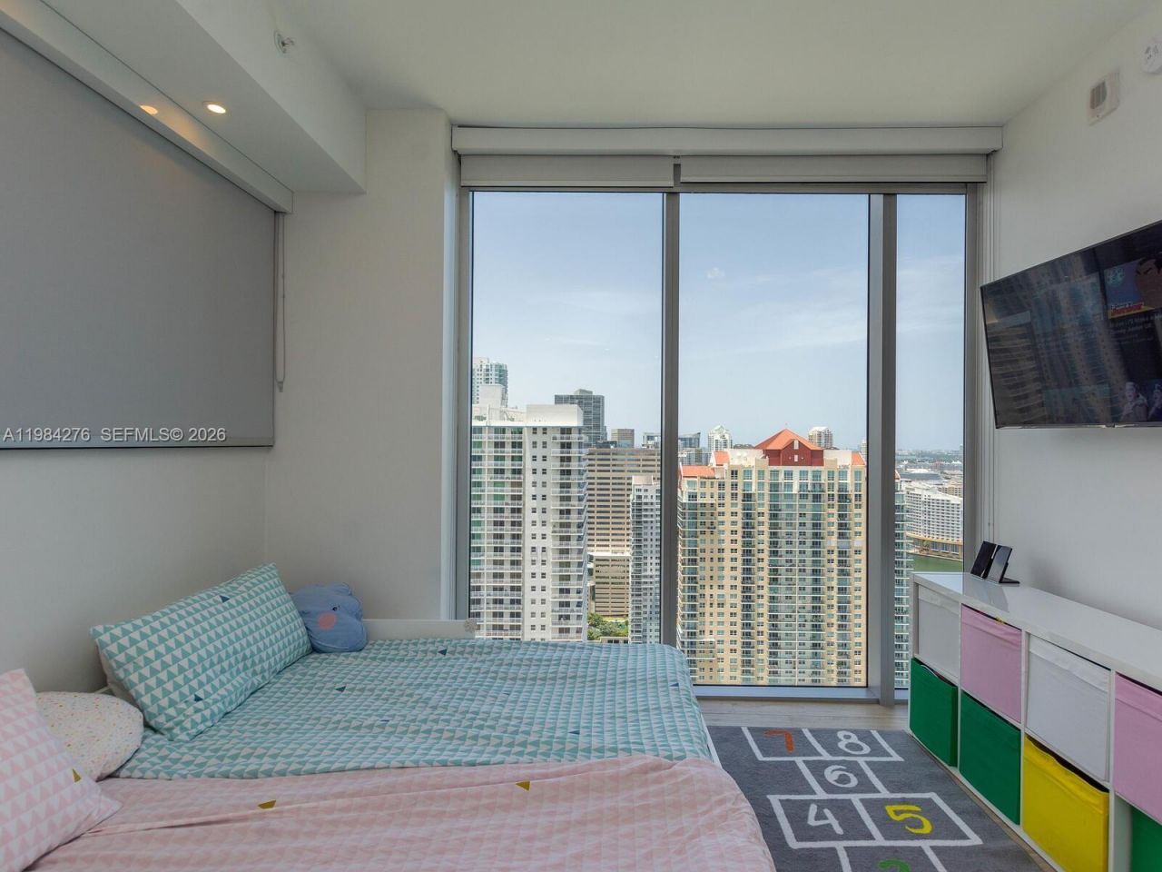 1300 Brickell Bay Dr, Unit 3804, Miami, FL 33131 Photo