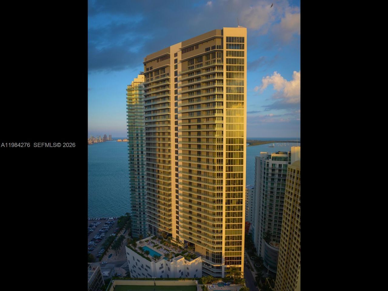 1300 Brickell Bay Dr, Unit 3804, Miami, FL 33131 Photo