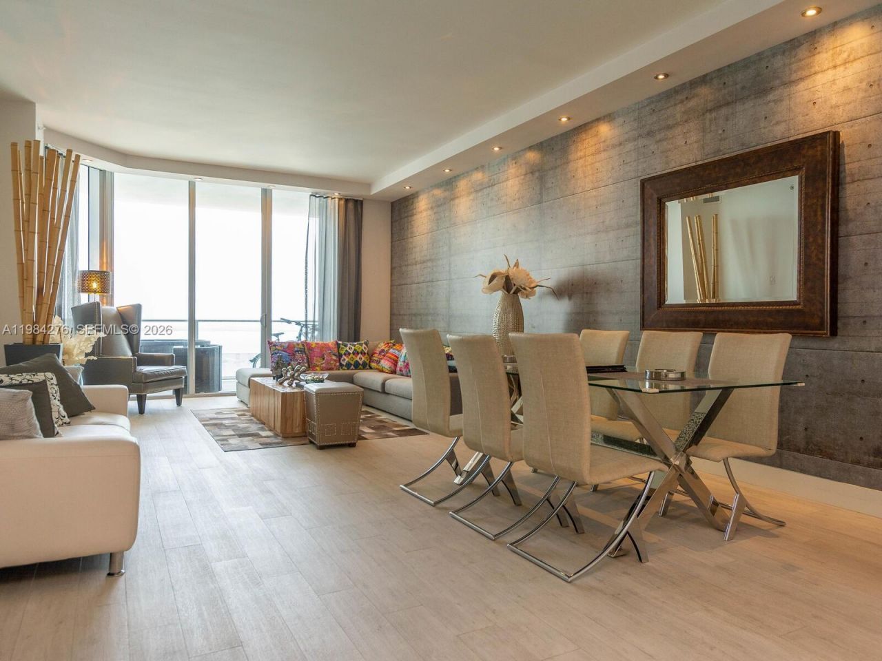 1300 Brickell Bay Dr, Unit 3804, Miami, FL 33131 Photo
