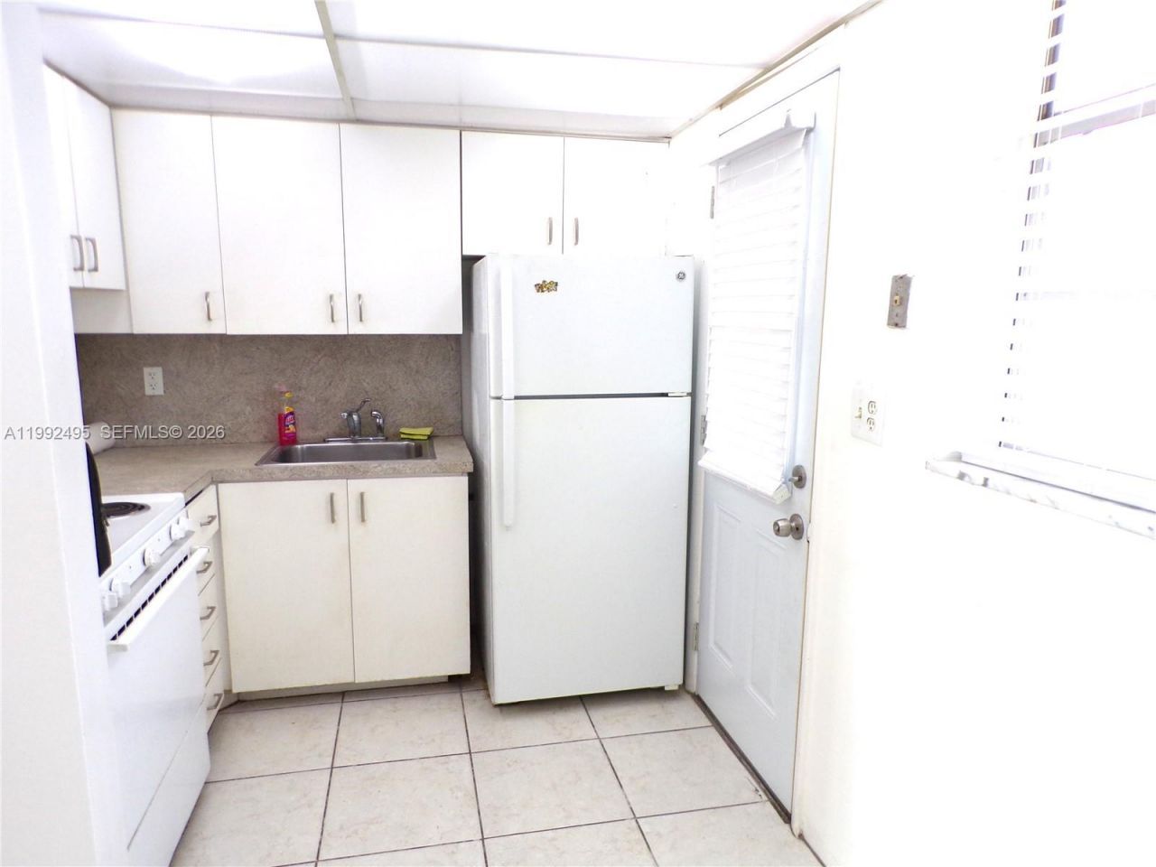 2920 Point East Dr , Unit N111, Aventura, FL 33160 Photo