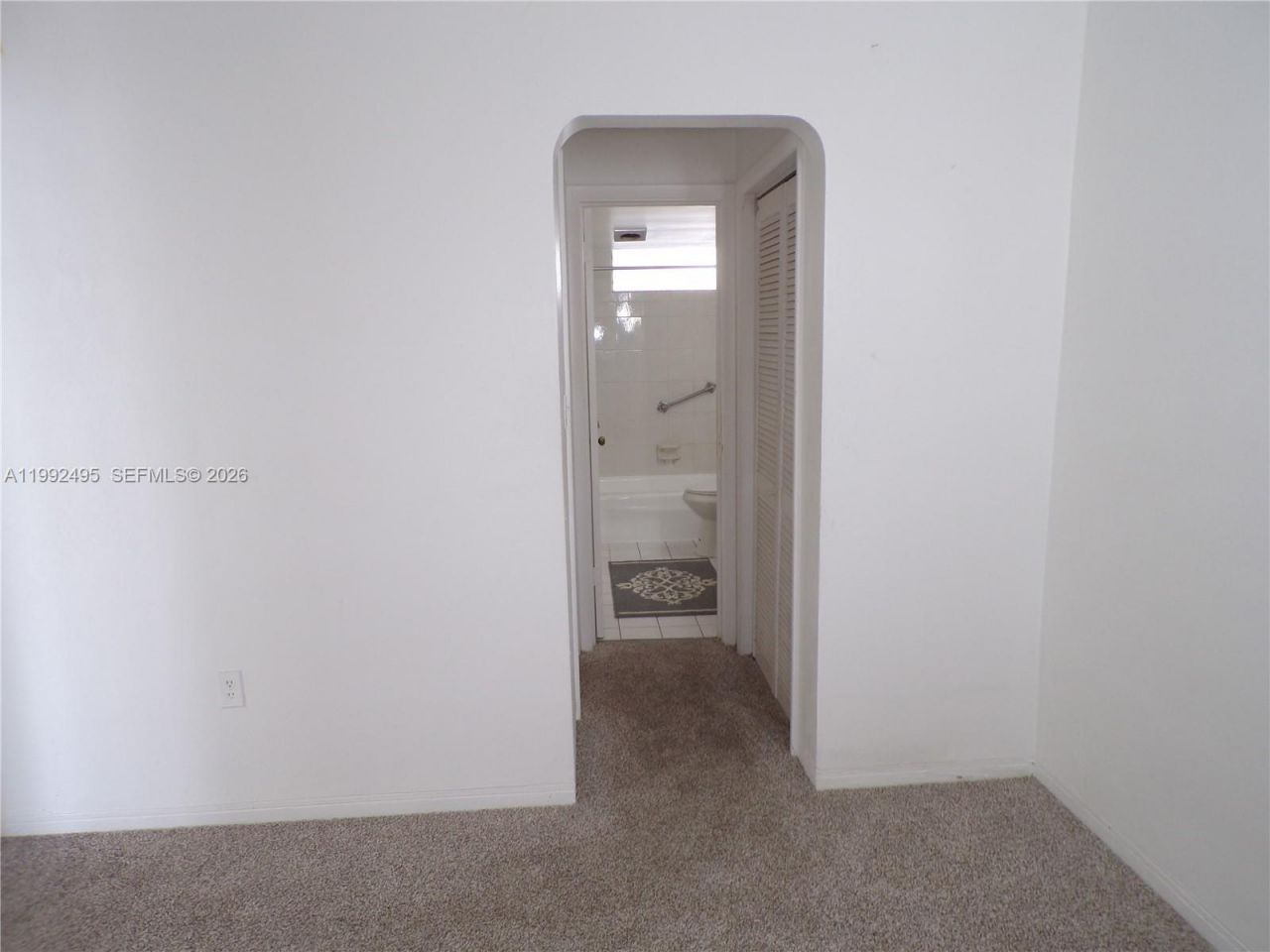 2920 Point East Dr , Unit N111, Aventura, FL 33160 Photo