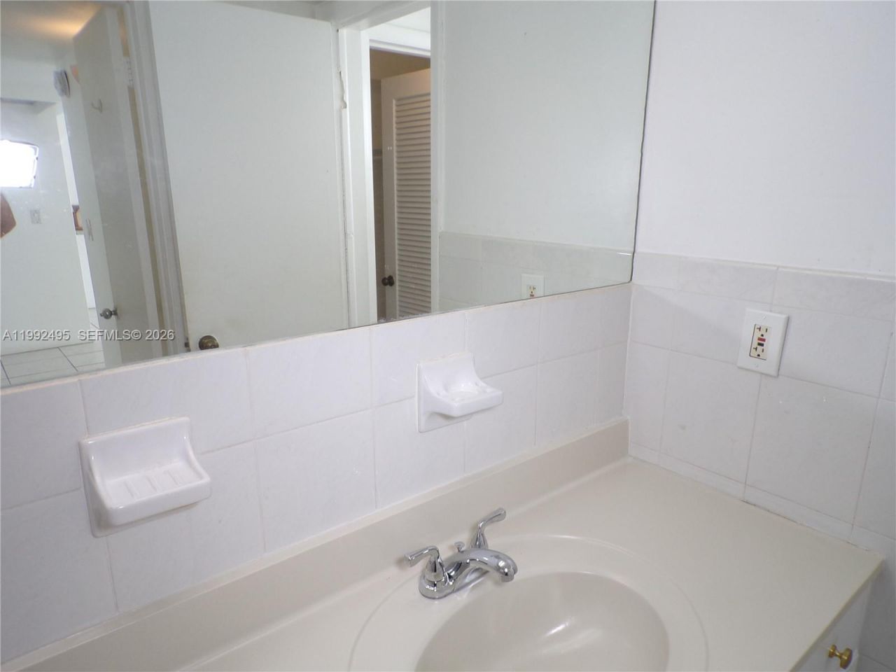 2920 Point East Dr , Unit N111, Aventura, FL 33160 Photo