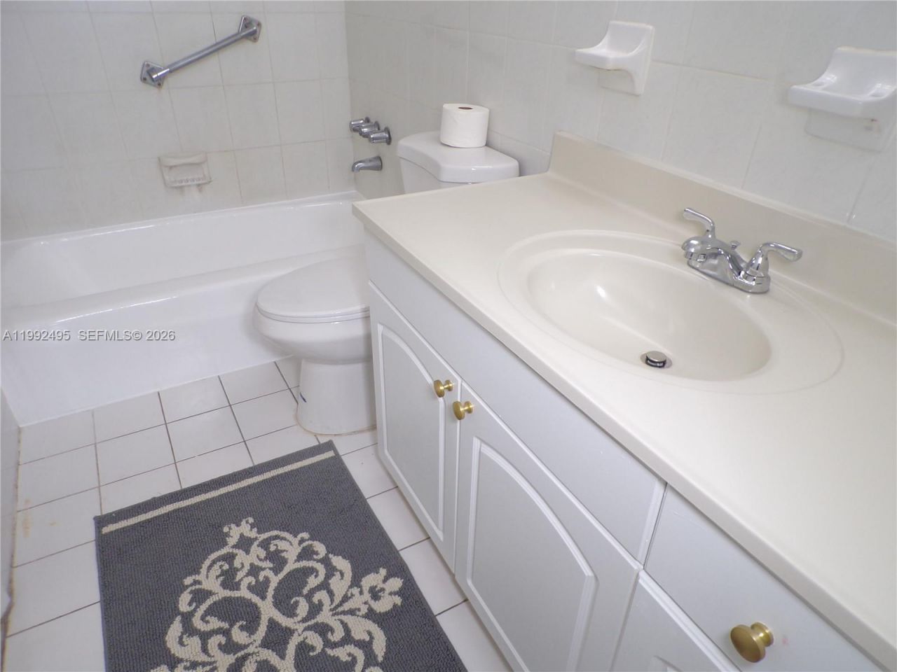 2920 Point East Dr , Unit N111, Aventura, FL 33160 Photo