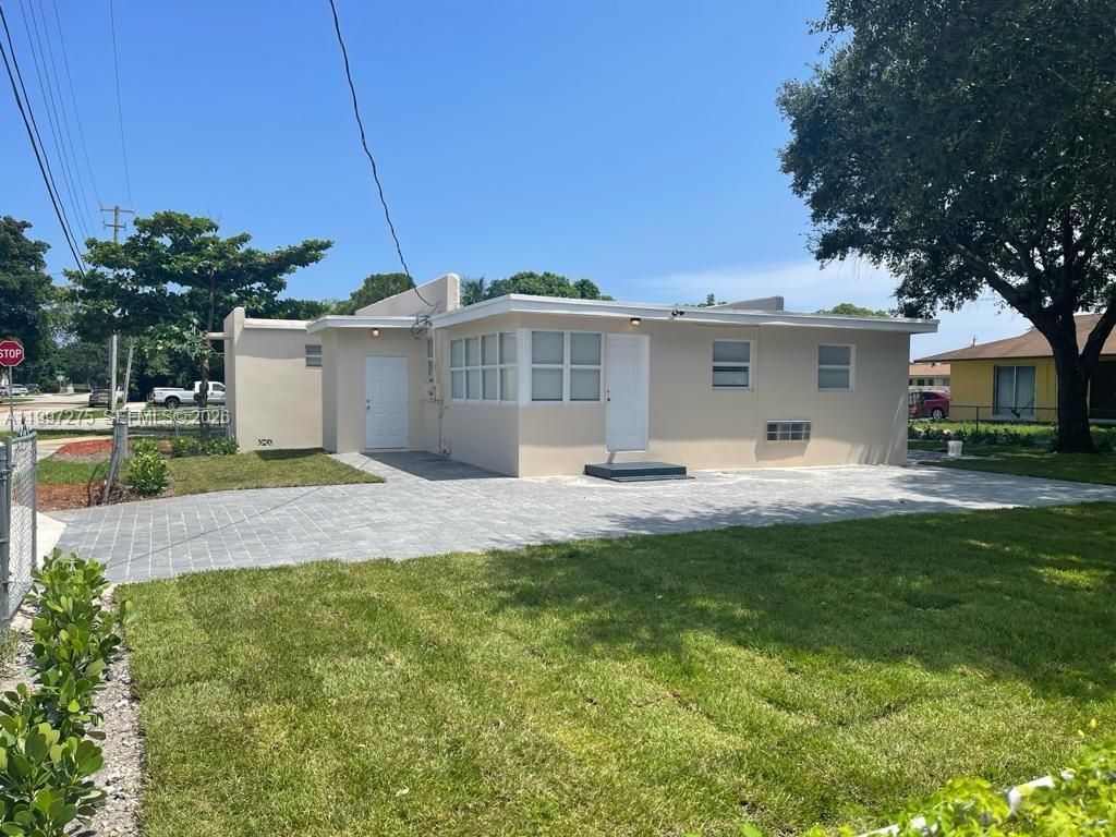 5800 Taylor St, Unit 2, Hollywood, FL 33021 Photo
